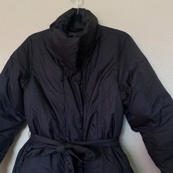 GAP Black Puffer Jacket - Picture 5 of 15